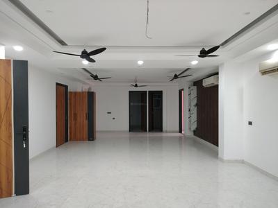 Living Room Image of 3450 Sq.ft 4 BHK Apartment / Flat for sale in Arenaa Heights The Ultima 107, Sector 102 Noida for Rs. 21101000