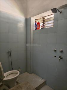 Bathroom Image of 1800 Sq.ft 2 BHK Apartment / Flat for rent in Vinoba Nagar Bilaspur for Rs. 20000