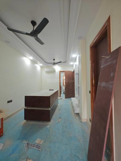 Shalimar Bagh Bedroom 1