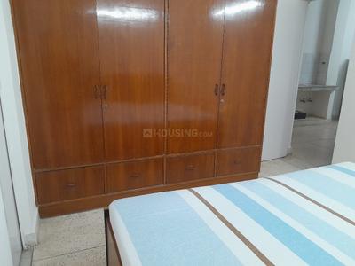 Bedroom Image of 1125 Sq.ft 2 BHK Builder Floor for rent in East Of Kailash New Delhi for Rs. 68000