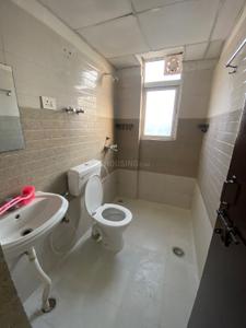 Bathroom Image of 610 Sq.ft 2 BHK Apartment / Flat for sale in Signature Orchard Avenue 2, Sector 93 Gurgaon for Rs. 6900000