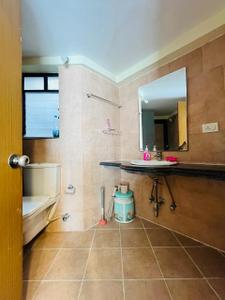 Bathroom Image of 3000 Sq.ft 4 BHK Villa for sale in Gera Greens Ville Sky Villas, Kharadi Pune for Rs. 43000000