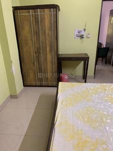 Bedroom Image of 3000 Sq.ft 2 BHK Builder Floor for rent in Sector 51 Noida for Rs. 35000