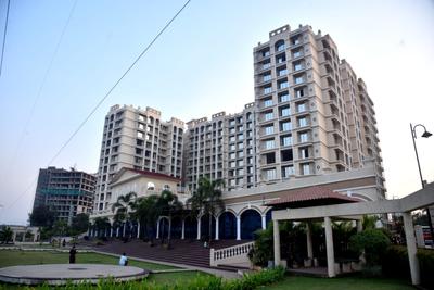 Image of 895 Sq.ft 2 BHK Apartment / Flat for sale in Thalia Vrindavan Flora, Rasayani, Navi Mumbai for Rs. 4100000