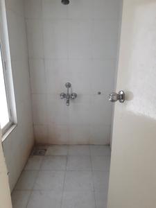 Common Bathroom Image of 600 Sq.ft 1 BHK Apartment / Flat for sale in Jagatpur Ahmedabad for Rs. 3650000