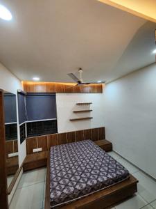 Bedroom Image of 1100 Sq.ft 3 BHK Apartment / Flat for rent in Shambhu Savan Signet, Radhika Park Rajkot for Rs. 34000