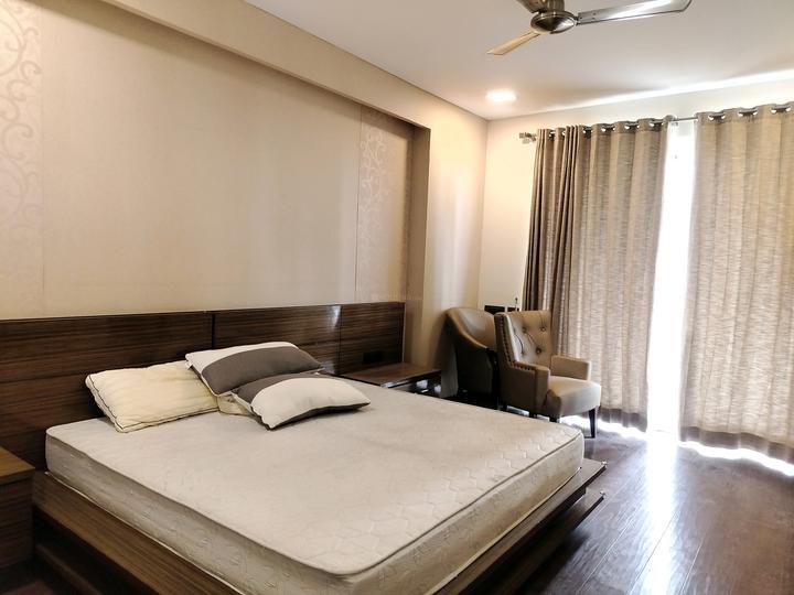 DLF Golf Course, Sector 42 Bedroom 1