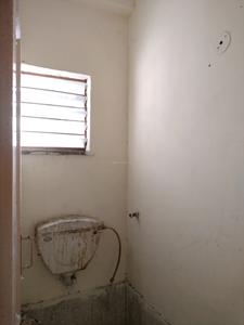 Common Bathroom One Image of 450 Sq.ft 1 BHK Apartment / Flat for sale in Sector 23B Dwarka New Delhi for Rs. 5000000
