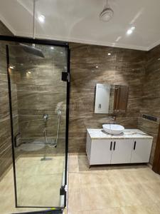 Image of 3600 Sq.ft 3 BHK Builder Floor for sale in Rajouri Garden, New Delhi for Rs. 67500000