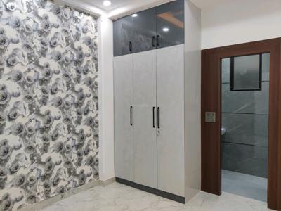 Bedroom Image of 1300 Sq.ft 3 BHK Builder Floor for sale in Indirapuram Ghaziabad for Rs. 12000000