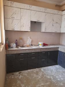 Kitchen Image of 890 Sq.ft 2 BHK Apartment / Flat for rent in Phase 2 Noida for Rs. 17000