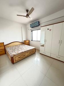 Bedroom Image of 905 Sq.ft 2 BHK Apartment / Flat for rent in SK Om Paradise B And C Wing, Vikas Nagar Pune for Rs. 25000
