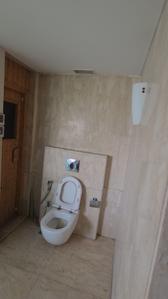 Bathroom Image of 7000 Sq.ft 6 BHK Villa for sale in DLF City Phase 1, DLF Phase 1 Gurgaon for Rs. 184000000