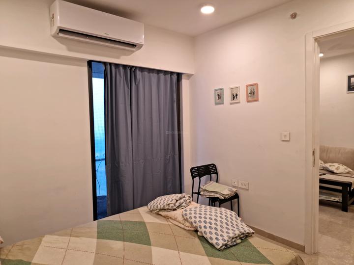 748 Sqft 2 BHK Flat for sale in Palm Springs Cuffe Parade, Mumbai