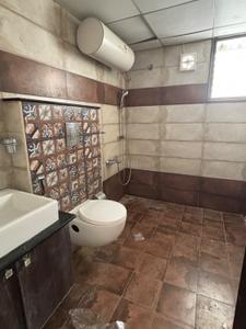 Bathroom Image of 2400 Sq.ft 4 BHK Builder Floor for rent in HSR Layout Bengaluru for Rs. 150000