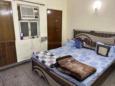 Bedroom Image of 1200 Sq.ft 3 BHK Apartment / Flat for sale in CGHS Navyug Apartments, Vikaspuri New Delhi for Rs. 17000000