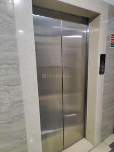 Bathroom Image of 918 Sq.ft 3 BHK Apartment / Flat for sale in Platinum Life, Andheri West Mumbai for Rs. 29000000