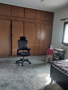 Bedroom Image of 1850 Sq.ft 2.5 BHK Apartment / Flat for sale in Sector 29 Noida for Rs. 22000000