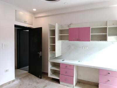 Bedroom Image of 2800 Sq.ft 4 BHK Apartment / Flat for sale in Beverly Park Apartments, Sector 22 Dwarka New Delhi for Rs. 59000000