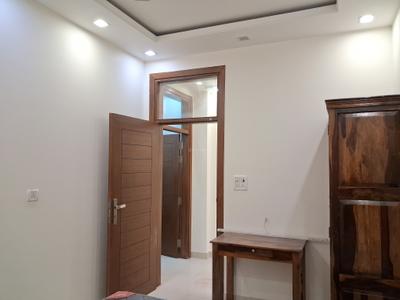 Bedroom Image of 900 Sq.ft 3 BHK Builder Floor for rent in Ranjeet Nagar New Delhi for Rs. 42000