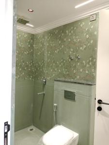 Common Bathroom One Image of 2500 Sq.ft 4 BHK Apartment / Flat for sale in Shama Apartment, Sector 10 Dwarka New Delhi for Rs. 38500000