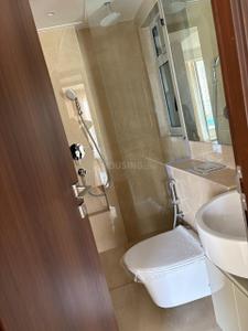 Bathroom Image of 780 Sq.ft 3 BHK Apartment / Flat for sale in Powai Mumbai for Rs. 48000000