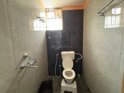 Bathroom Image of 1000 Sq.ft 2 BHK Apartment / Flat for rent in Vimanapura Bengaluru for Rs. 33000