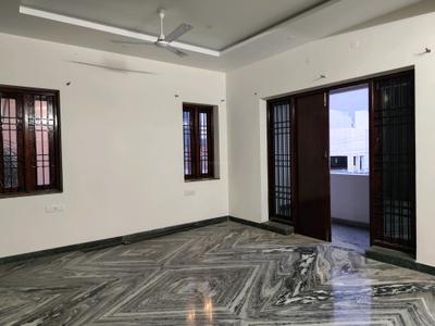 Bedroom Image of 5000 Sq.ft 4 BHK Independent House for rent in Injambakkam Chennai for Rs. 150000