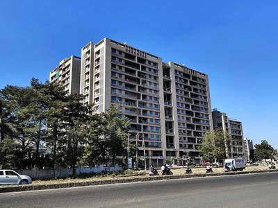 Image of 1242 Sq.ft 2 BHK Apartment / Flat for sale in Maruti Diamond Sky, Adalaj, Gandhinagar for Rs. 6750000