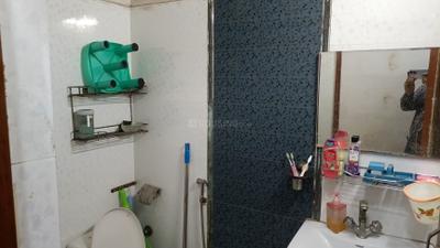 Image of 820 Sq.ft 3 BHK Builder Floor for sale in Laxmi Nagar, New Delhi for Rs. 7000000