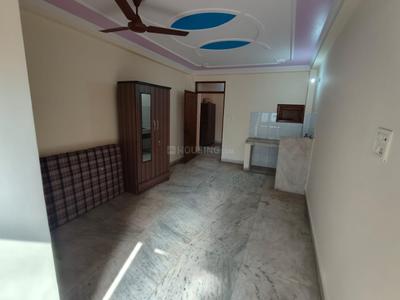 Bedroom Image of 300 Sq.ft 1 RK Builder Floor for rent in Mayur Vihar Phase 1 New Delhi for Rs. 10500