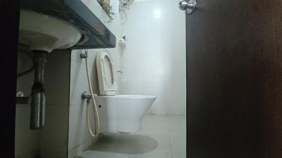 Lodha Casa Royale Bathroom One 4