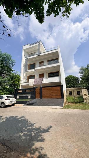 Swarn Nagari, Sector 31 Main Image 1