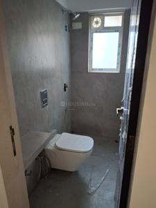 Bathroom Image of 900 Sq.ft 2 BHK Apartment / Flat for sale in Grace Palacio, Khar West Mumbai for Rs. 42600000