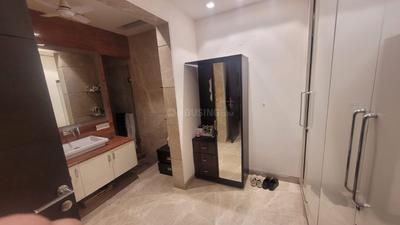 Bedroom Image of 2700 Sq.ft 4 BHK Builder Floor for sale in Sukhdev Vihar New Delhi for Rs. 69500000