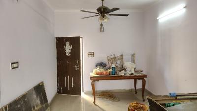 Living Room Image of 1000 Sq.ft 2.5 BHK Apartment / Flat for sale in  RWA Chanderpriya Apartments, Sector 8 Rohini New Delhi for Rs. 10000000