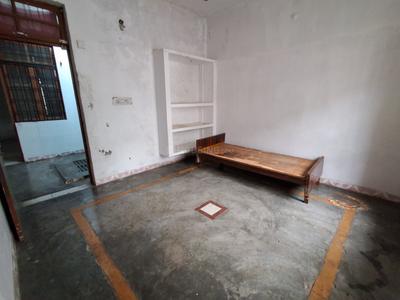 Bedroom Image of 1200 Sq.ft 3 BHK Independent House for rent in Kamta Lucknow for Rs. 12000