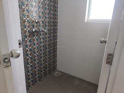 Bathroom Image of 450 Sq.ft 1 BHK Apartment / Flat for sale in Alcove New Kolkata Sangam, Serampore Hooghly for Rs. 2550000