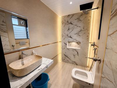 Bathroom Image of 3500 Sq.ft 4 BHK Villa for sale in Landmark Golden Leaf Lonavala, Gold Valley Lonavala for Rs. 29000000