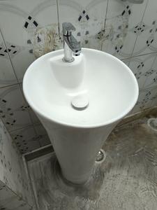 Bathroom Image of 1050 Sq.ft 3 BHK Studio for sale in Safdarjung Enclave New Delhi for Rs. 20000000