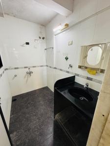 Bathroom Image of 585 Sq.ft 1 BHK Apartment / Flat for sale in Mulund West Mumbai for Rs. 11500000