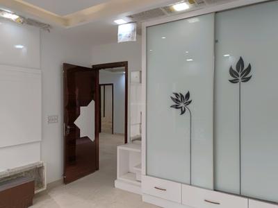 Bedroom Image of 1750 Sq.ft 4 BHK Builder Floor for sale in Sector 24 Rohini New Delhi for Rs. 26000000