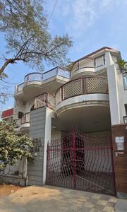 Image of 2000 Sq.ft 6 BHK Independent House for sale in Vijay Nagar, Ghaziabad for Rs. 32500000