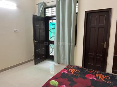 Bedroom Image of 3500 Sq.ft 3 BHK Builder Floor for rent in Sector 50 Noida for Rs. 90000