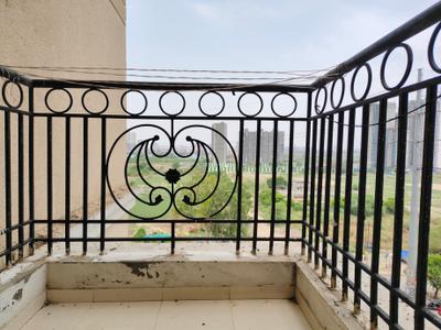 Image of 910 Sq.ft 2.5 BHK Apartment / Flat for sale in Prateek Grand City, Siddharth Vihar, Ghaziabad for Rs. 10300000