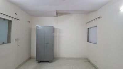 Bedroom Image of 700 Sq.ft 2 BHK Apartment / Flat for rent in Pitampura New Delhi for Rs. 26000