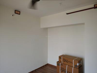 Bedroom Image of 580 Sq.ft 1 BHK Apartment / Flat for rent in Cosmos Jewels, Thane West Thane for Rs. 25000