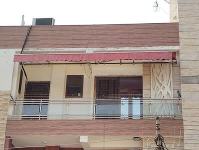 Image of 1350 Sq.ft 4 BHK Builder Floor for sale in Vasundhara, Ghaziabad for Rs. 19000000