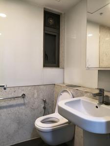 Common Bathroom Image of 900 Sq.ft 2 BHK Apartment / Flat for sale in Concrete Sai Swayam, Chembur Mumbai for Rs. 30000000