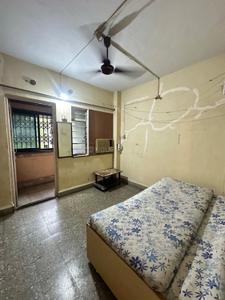 Bedroom Image of 650 Sq.ft 1 BHK Apartment / Flat for rent in Karve Nagar Pune for Rs. 19000